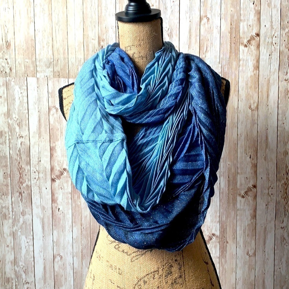 LOOP Scarf Blue Ombré